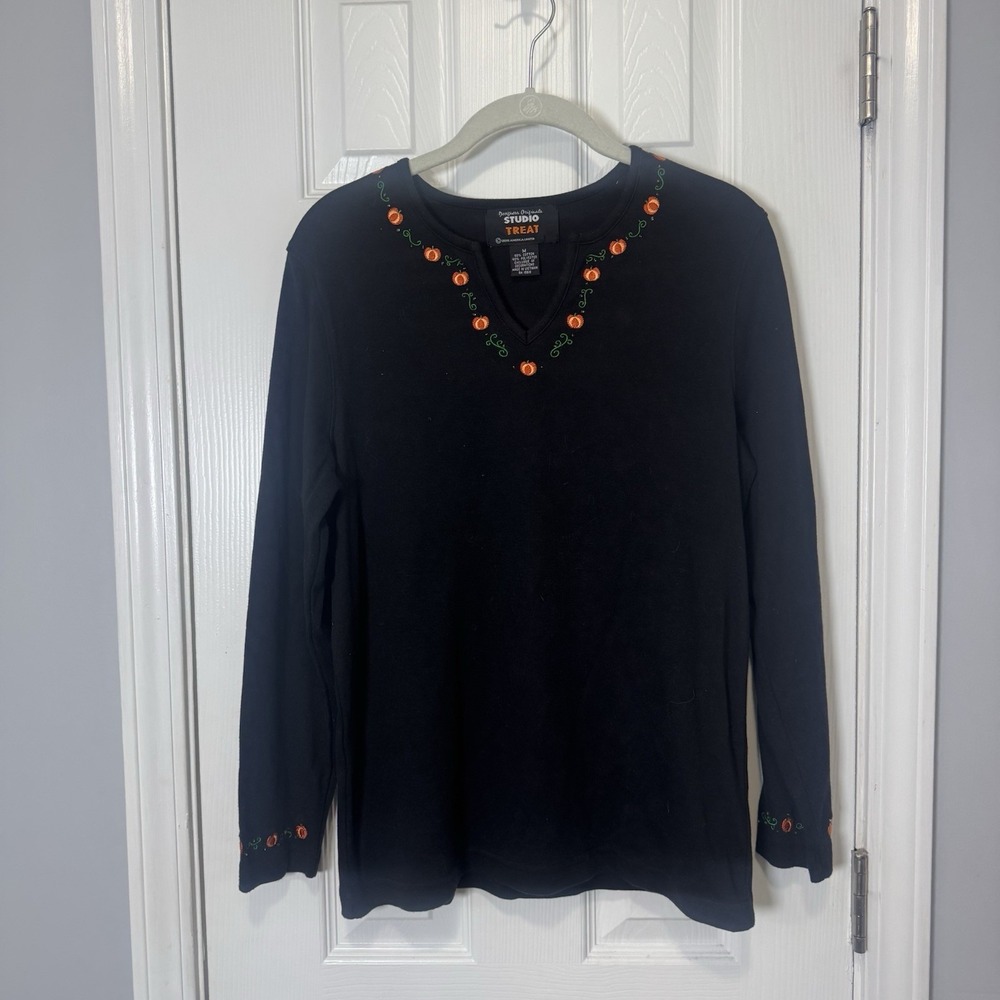Designer Studio Treat Halloween Shirt Top Women Med Black Orange Pumpkins